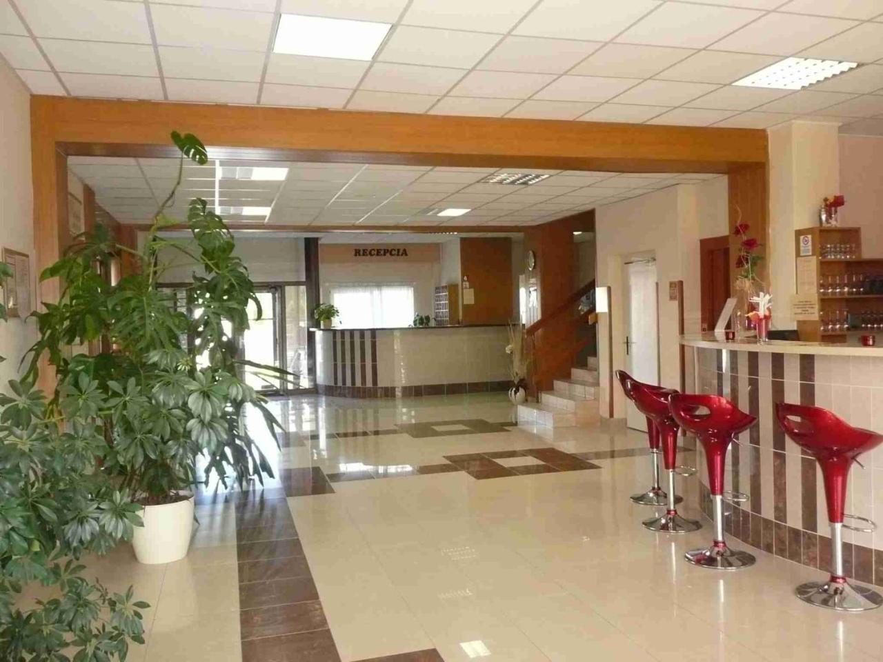 Hotel Pramen - Sivek Hotels 杜丁西 外观 照片